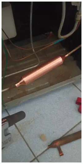 Refrigeration copper pipe repair during on-site service